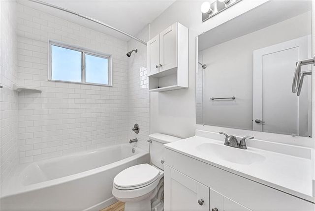 14791 Dutchmans Drive, Rogers, AR 72756