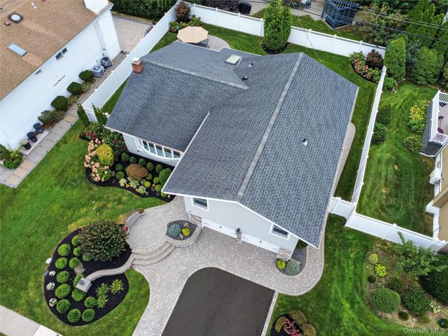 10 Fair Lane, Jericho, NY 11753