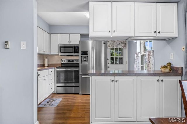 1716 Mayenne Court B, St Louis, MO 63125