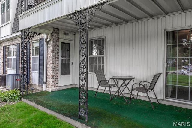 1716 Mayenne Court B, St Louis, MO 63125