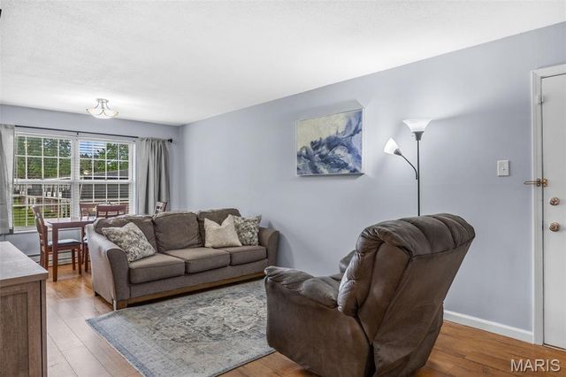 1716 Mayenne Court B, St Louis, MO 63125