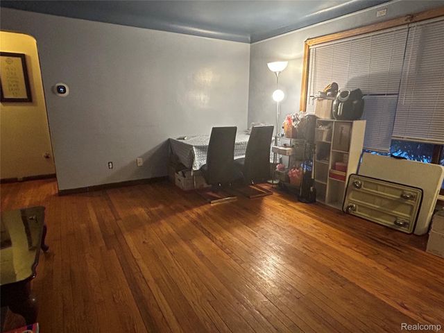 18415 Edinborough Road, Detroit, MI 48219
