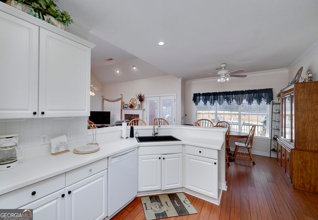 113 Highland Park Drive, Mcdonough, GA 30252