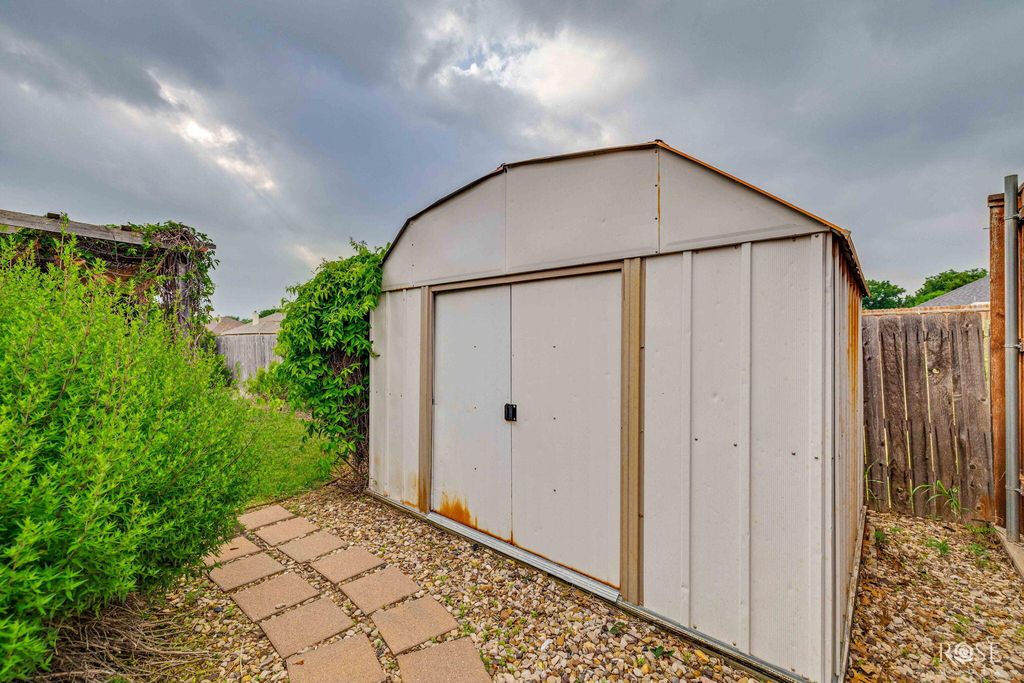 Image 34 of property listing at 5921 Stratford Avenue, San Angelo, TX 76901