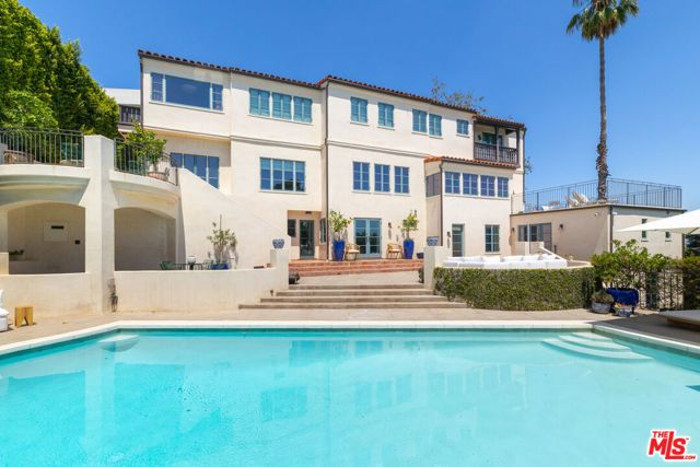 3842 Carnavon Way, Los Angeles, CA 90027