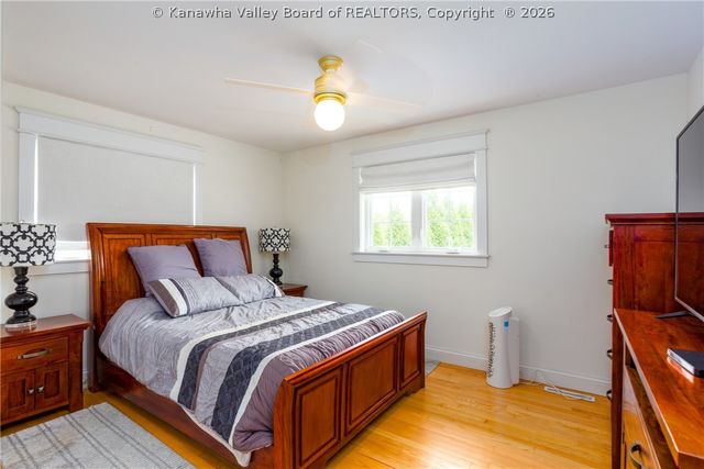 286 Sunnybrook Drive, Hurricane, WV 25526