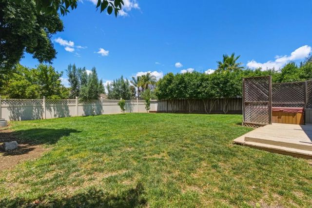 50 Florence Court, Hollister, CA 95023