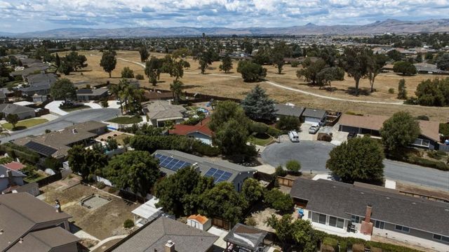 50 Florence Court, Hollister, CA 95023