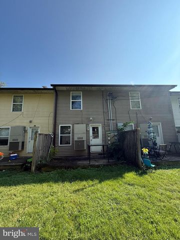 305 AVON CT, Winchester, VA 22601