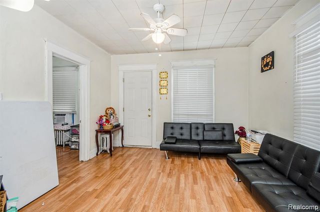 3017 Jacob Street, Hamtramck, MI 48212