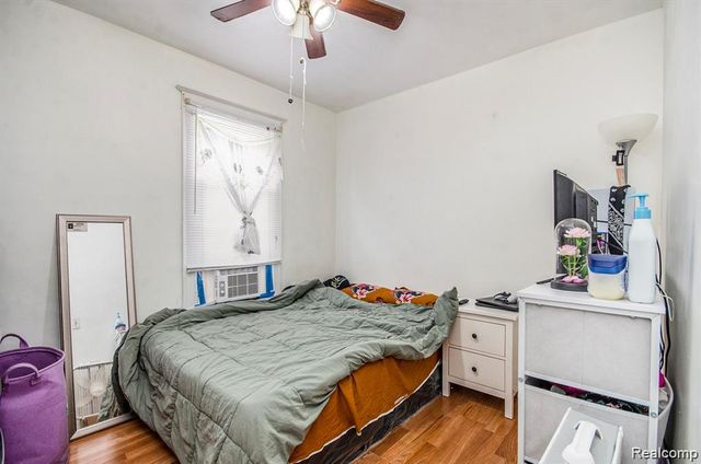 3017 Jacob Street, Hamtramck, MI 48212