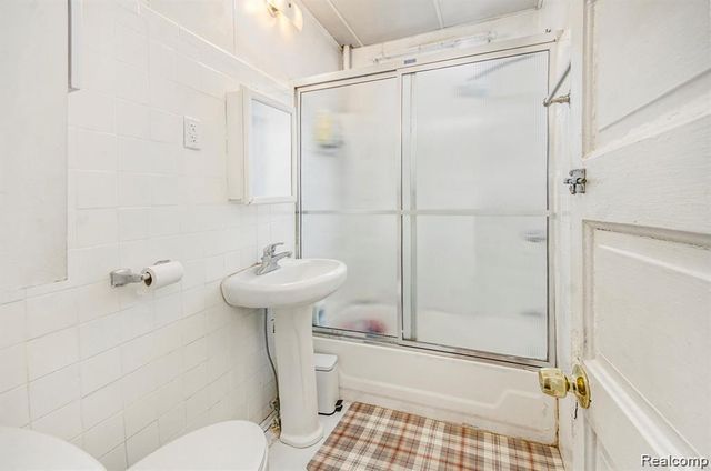 3017 Jacob Street, Hamtramck, MI 48212