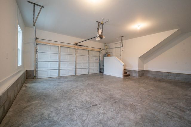 2094 Beverly Ct, Springfield, TN 37172