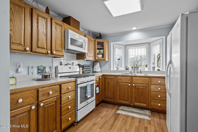 289 Croaker Street, Davis, NC 28524