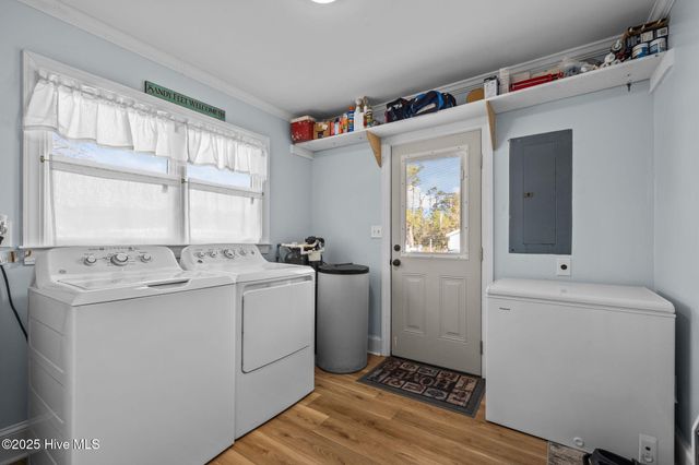 289 Croaker Street, Davis, NC 28524