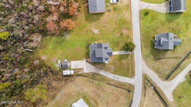 289 Croaker Street, Davis, NC 28524