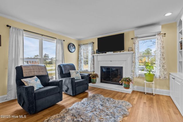 289 Croaker Street, Davis, NC 28524