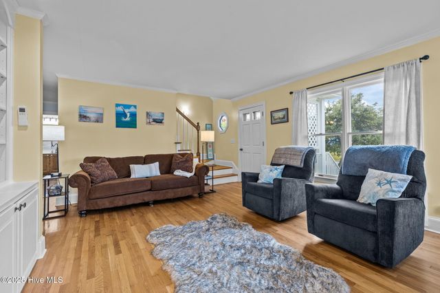 289 Croaker Street, Davis, NC 28524