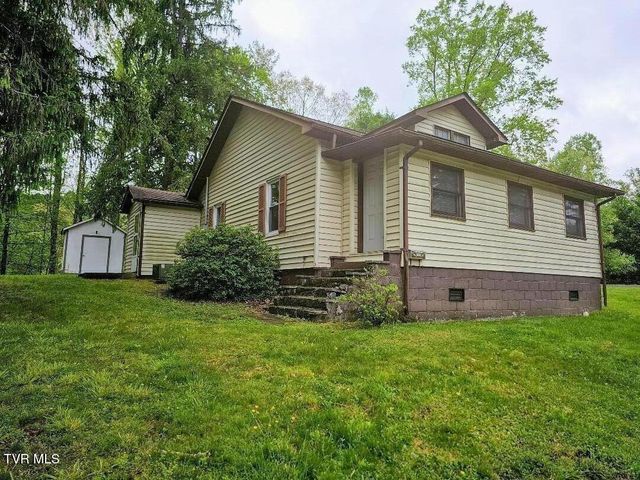 736 Northeast Park Avenue, Norton, VA 24273