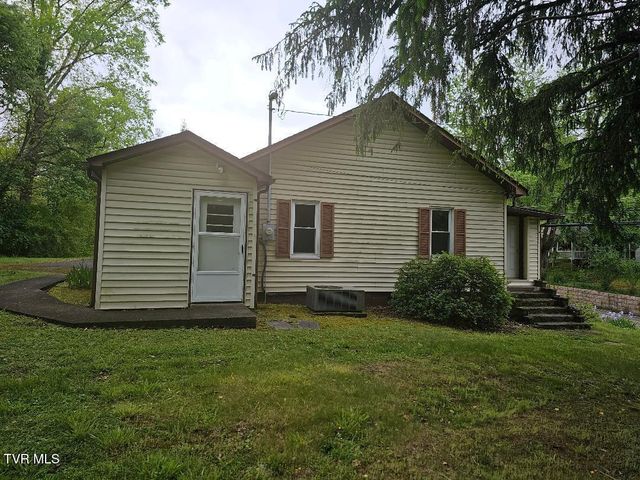 736 Northeast Park Avenue, Norton, VA 24273