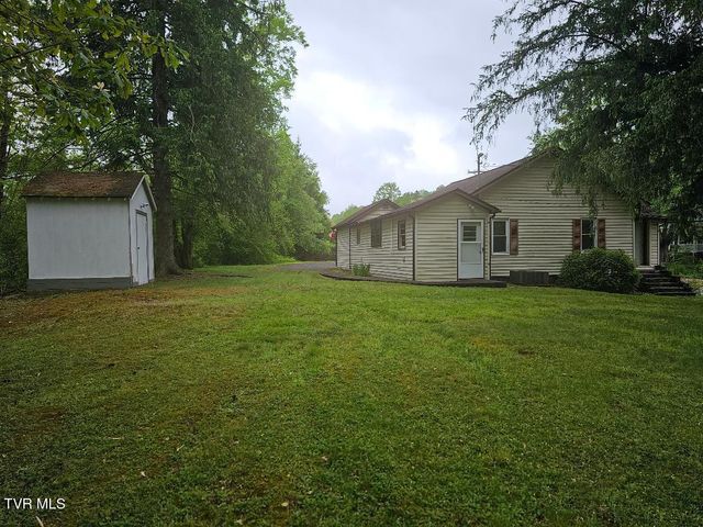 736 Northeast Park Avenue, Norton, VA 24273
