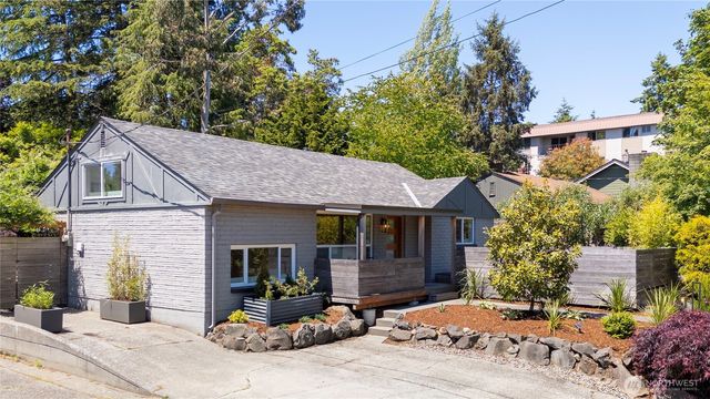 11239 35th Avenue SW, Seattle, WA 98146