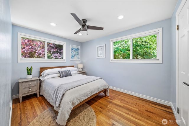 11239 35th Avenue SW, Seattle, WA 98146