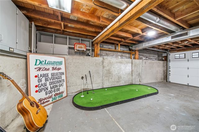 11239 35th Avenue SW, Seattle, WA 98146
