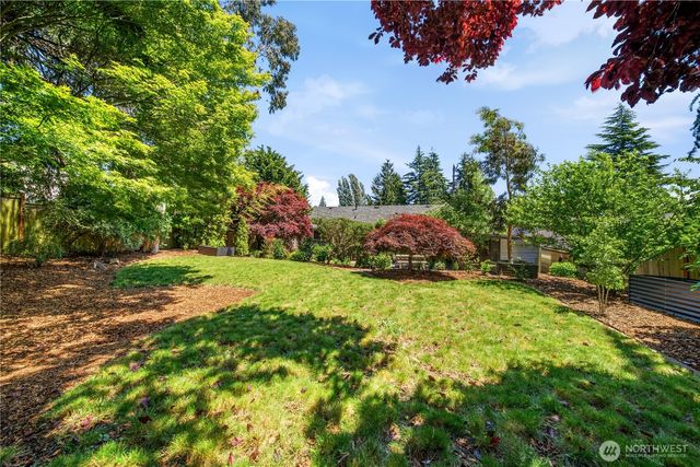 11239 35th Avenue SW, Seattle, WA 98146