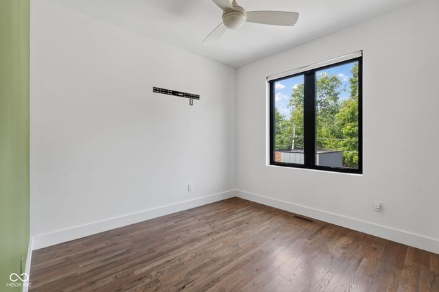 1226 N Beville Avenue, Indianapolis, IN 46201