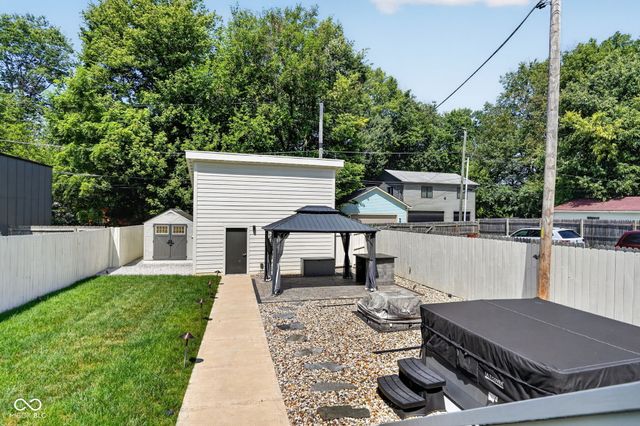 1226 N Beville Avenue, Indianapolis, IN 46201