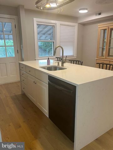 714 RAPPOLLA ST, Baltimore, MD 21224