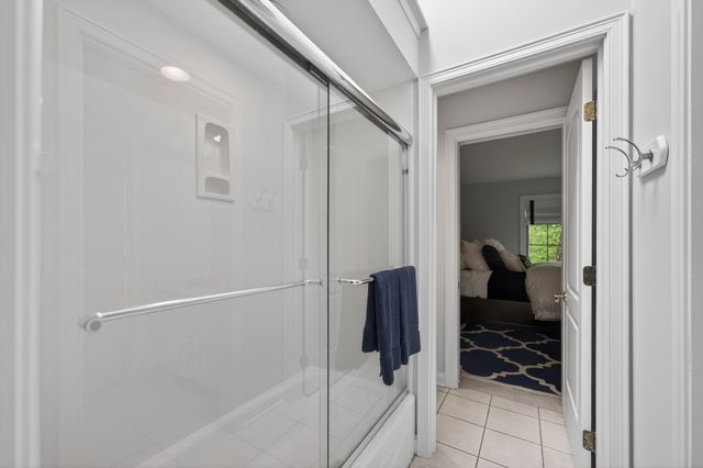 38W535 Golfview Court, St. Charles, IL 60175
