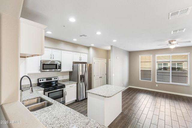 240 W JUNIPER Avenue 1121, Gilbert, AZ 85233