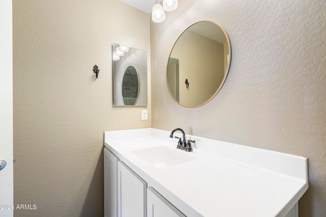 240 W JUNIPER Avenue 1121, Gilbert, AZ 85233