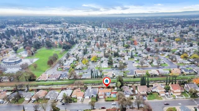 718 Castle Oaks Dr, Stockton, CA 95210