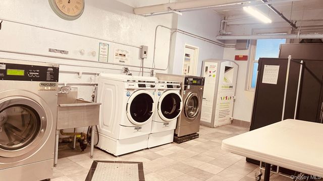 143-43 41st Avenue 5C, Flushing, NY 11355