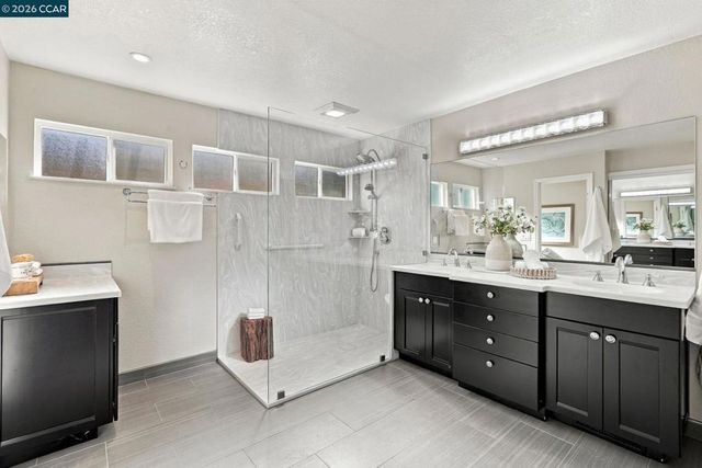 430 Woodbine Ln, Danville, CA 94526