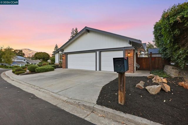 430 Woodbine Ln, Danville, CA 94526