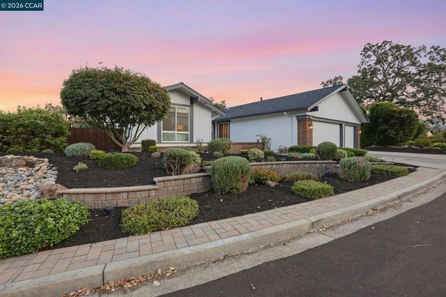 430 Woodbine Ln, Danville, CA 94526