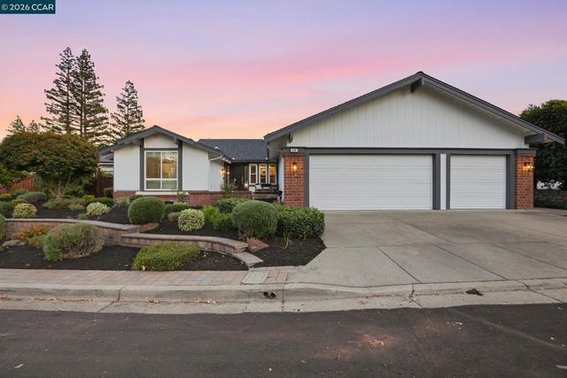 430 Woodbine Ln, Danville, CA 94526