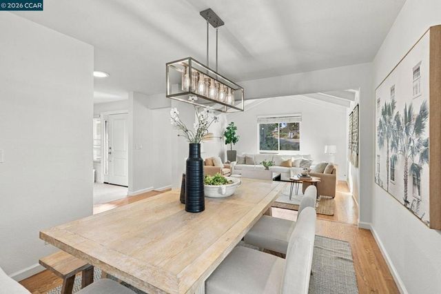 430 Woodbine Ln, Danville, CA 94526