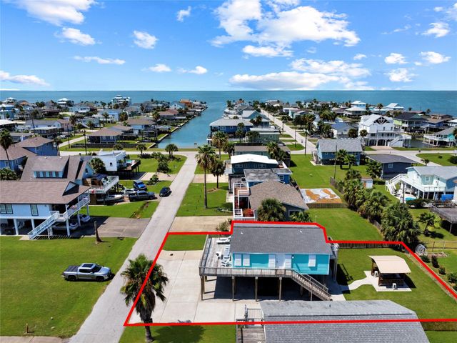 4003 Panola Drive, Galveston, TX 77554