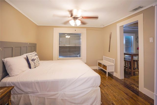 4003 Panola Drive, Galveston, TX 77554