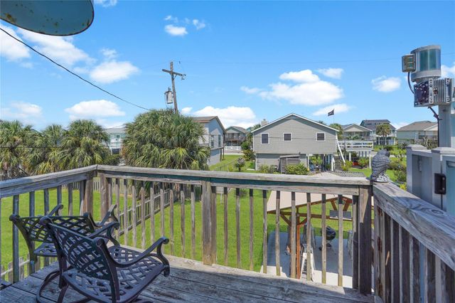 4003 Panola Drive, Galveston, TX 77554