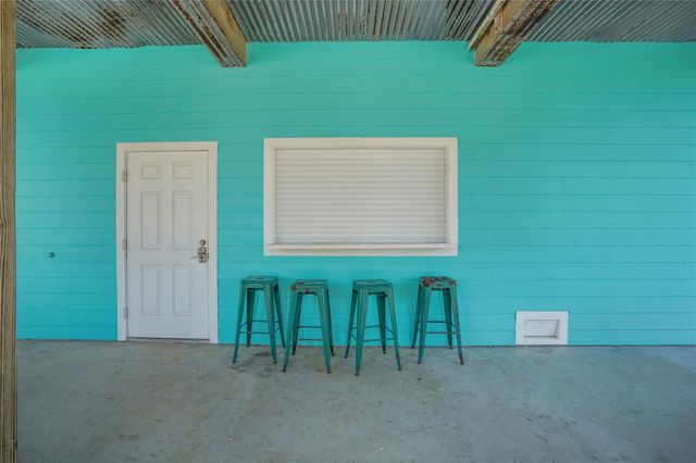 4003 Panola Drive, Galveston, TX 77554