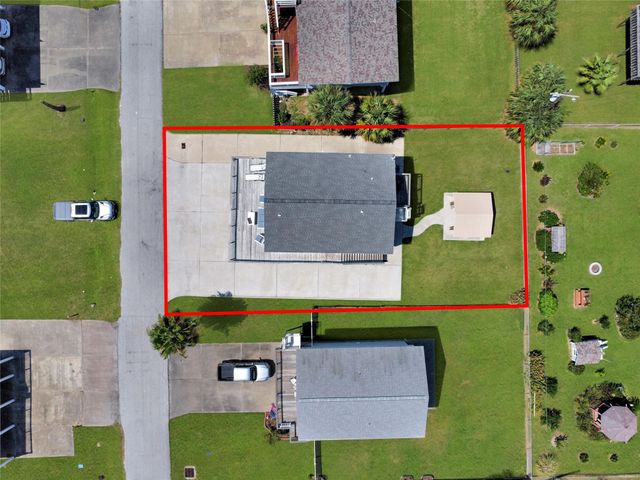 4003 Panola Drive, Galveston, TX 77554