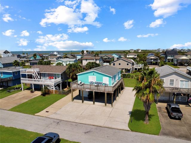 4003 Panola Drive, Galveston, TX 77554