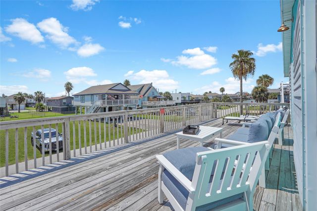 4003 Panola Drive, Galveston, TX 77554