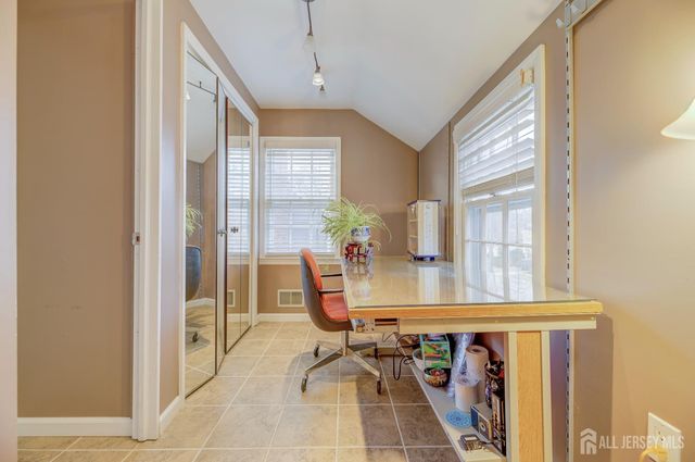 240 New York Avenue, New Brunswick, NJ 08901